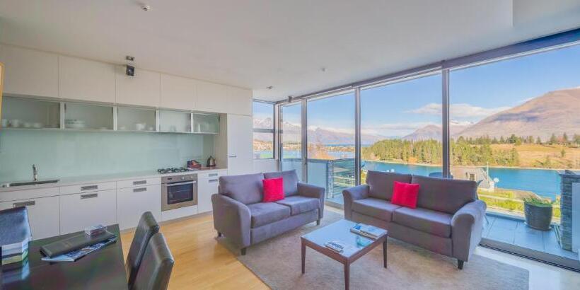 2 Bedrooms Suite 2 Bedrooms Lake View, Swissbelsuites Pounamu Queenstown