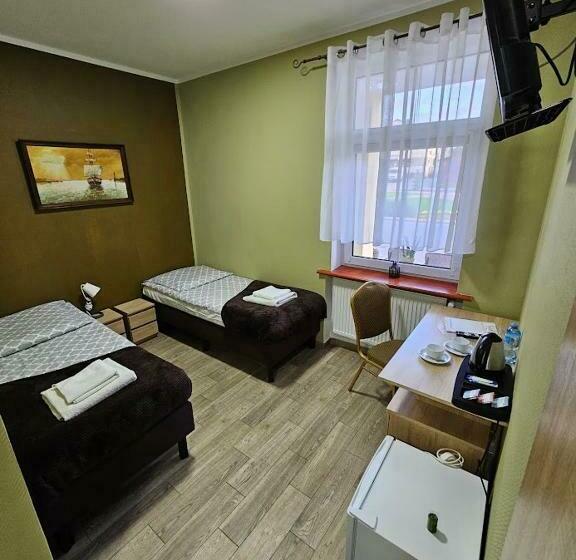 غرفة قياسية لذوى الاحتياجات الخاصة, Pałac Pod Bocianim Gniazdem