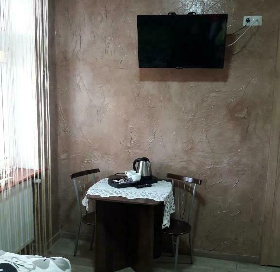 غرفة قياسية لذوى الاحتياجات الخاصة, Pałac Pod Bocianim Gniazdem