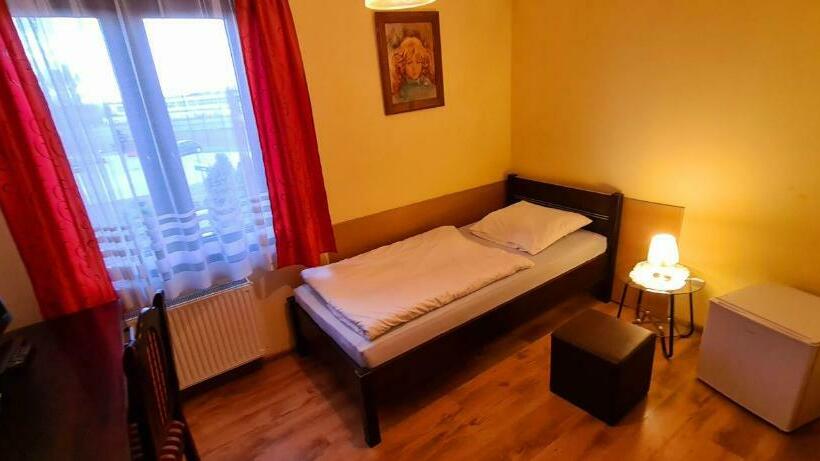 اتاق استاندارد یک نفره, Zajazd Motel Staropolski
