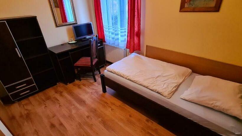 اتاق استاندارد یک نفره, Zajazd Motel Staropolski