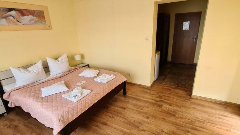 آپارتمان لوکس 1 خوابه, Zajazd Motel Staropolski