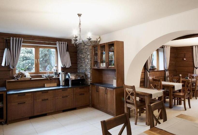 4인용 스탠다드 룸, Chata U Bronka