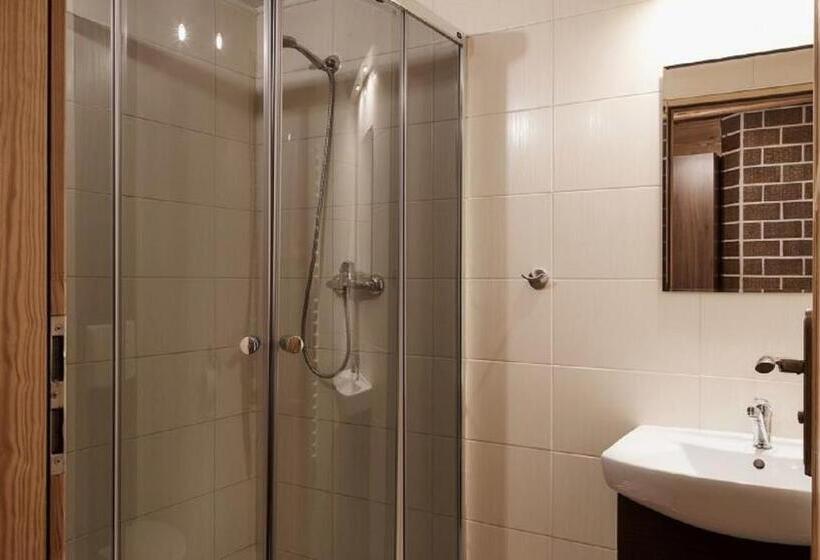 스탠다드 룸, Chata U Bronka