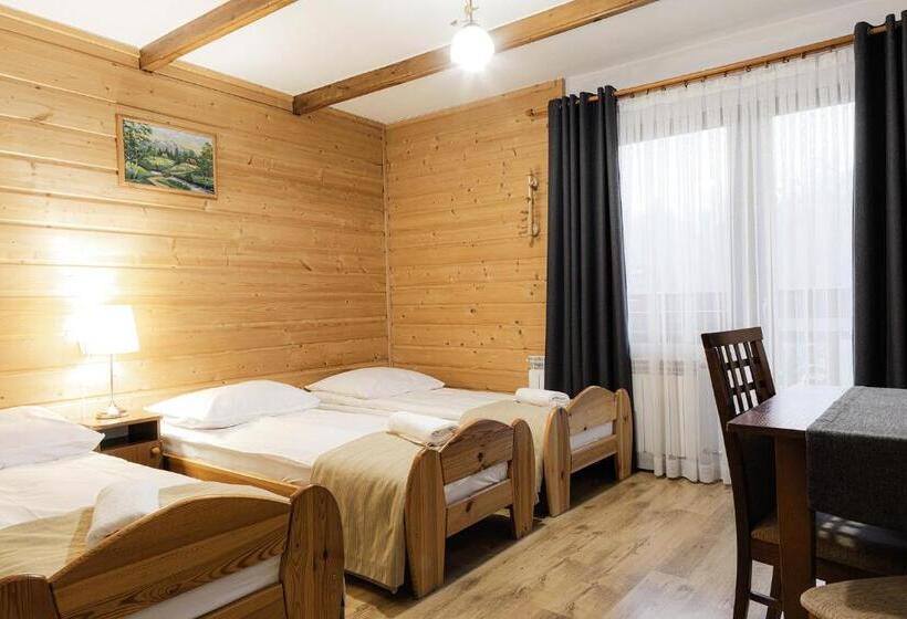 스탠다드 트리플 발코니 룸, Chata U Bronka