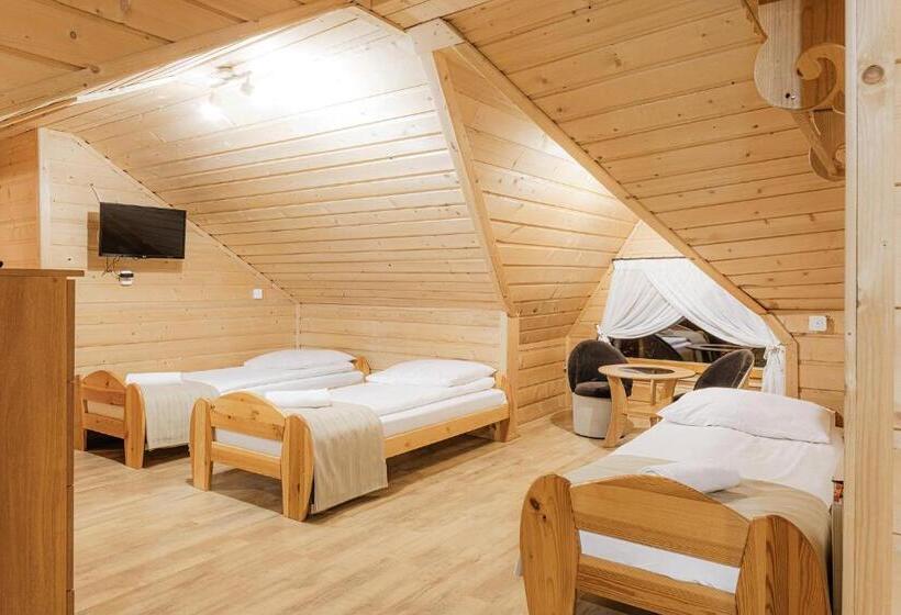 Quarto Quadruple Standard, Chata U Bronka
