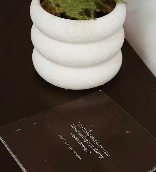 اتاق استاندارد با بالکن, Forrest