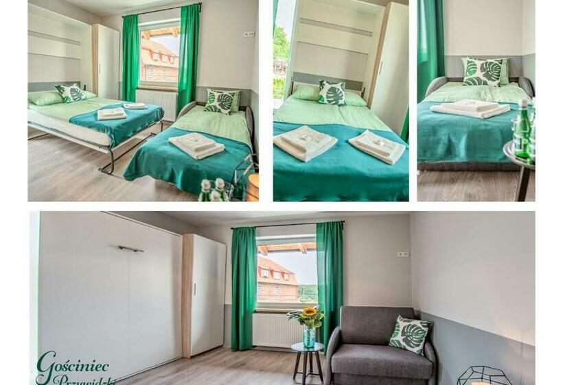 Трехместный Номер Стандарт с Балконом, Gościniec Przywidzki