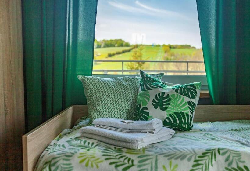 Четырехместный Номер Стандарт, Gościniec Przywidzki