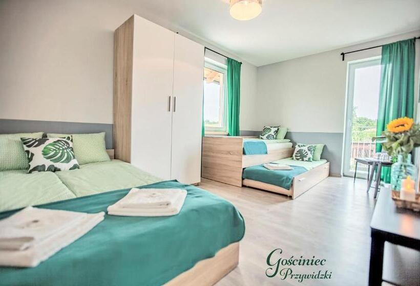 Четырехместный Номер Стандарт, Gościniec Przywidzki