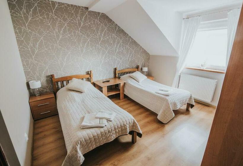 غرفة قياسية, Gościniec Zacisze I Blisko A2 Dąbie Uniejów I Restauracja