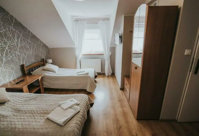 スタンダードルーム, Gościniec Zacisze I Blisko A2 Dąbie Uniejów I Restauracja