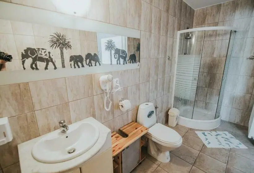 デラックスルーム, Gościniec Zacisze I Blisko A2 Dąbie Uniejów I Restauracja