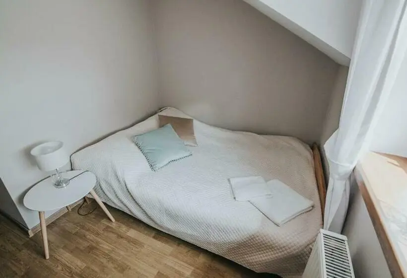 スタンダードシングルルーム, Gościniec Zacisze I Blisko A2 Dąbie Uniejów I Restauracja