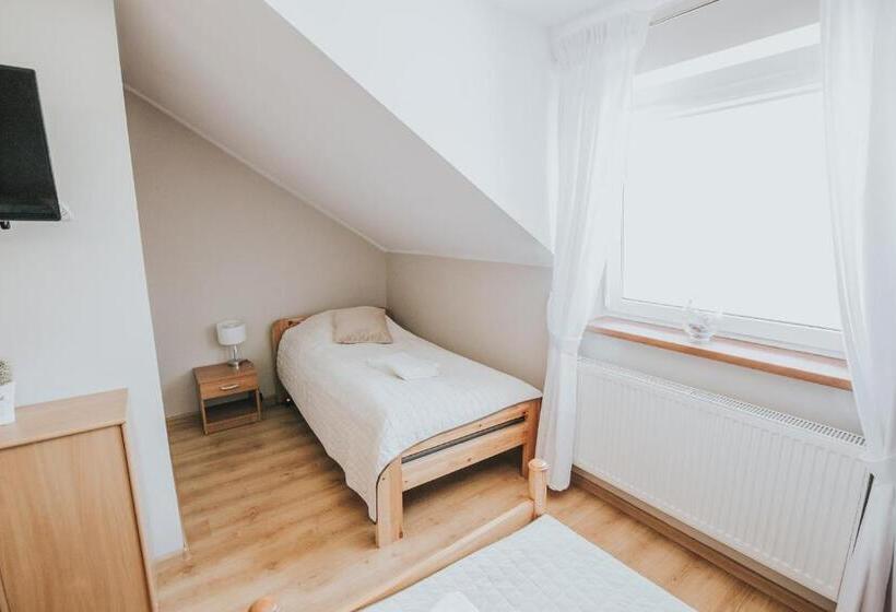 غرفة كومفورت ثلاثية, Gościniec Zacisze I Blisko A2 Dąbie Uniejów I Restauracja