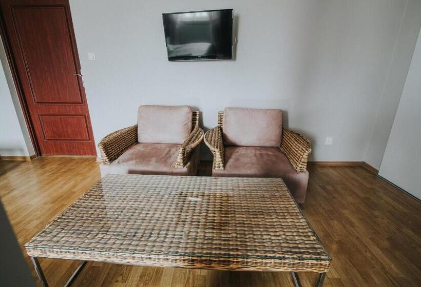 غرفة قياسية رباعية, Gościniec Zacisze I Blisko A2 Dąbie Uniejów I Restauracja