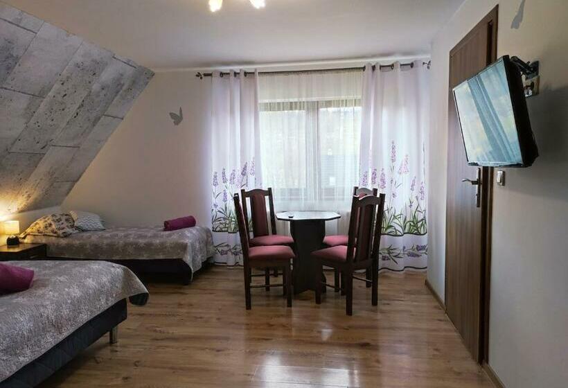 اتاق استاندارد چهار تخته, Lawenda