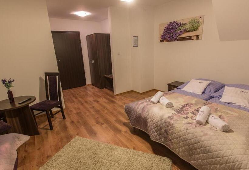 اتاق راحتی سه تخته, Lawenda