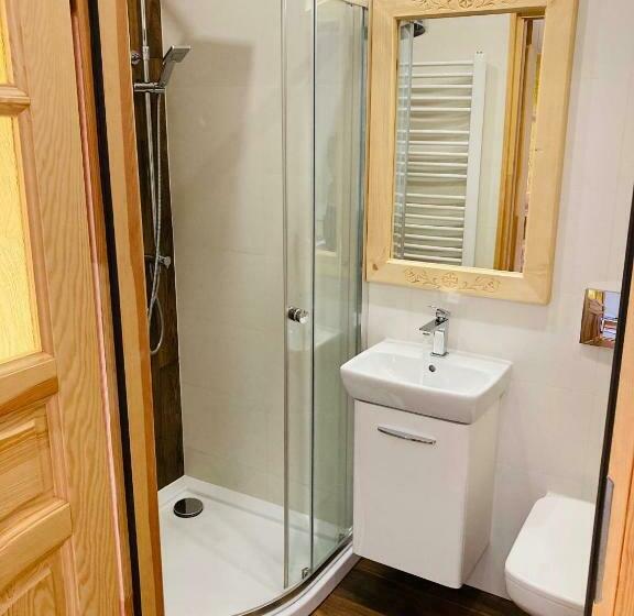 חדר משפחתי, Na Kamieńcu