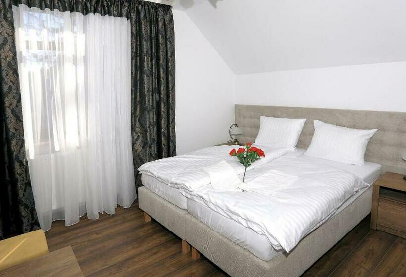 חדר דלוקס, Gold Rooms