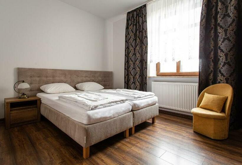 חדר דלוקס, Gold Rooms