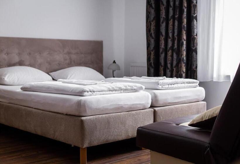 חדר דלוקס, Gold Rooms