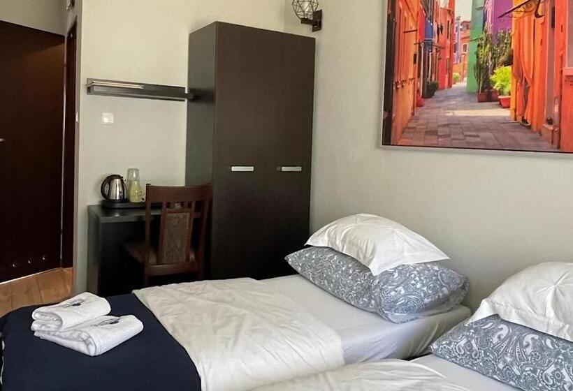 اتاق اکونومی, Marmas Jastrzębia Góra