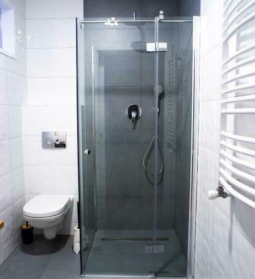 חדר סופריור, Salon Win Wine Bar & Apartments