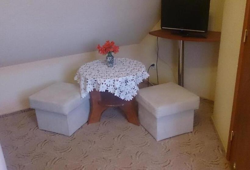 海の見える１ベッドルームアパートメント, Villa Europa