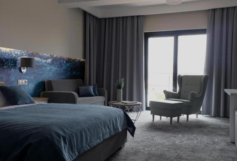 Трехместный Номер Стандарт с Балконом, Family Resort Sarbinowo
