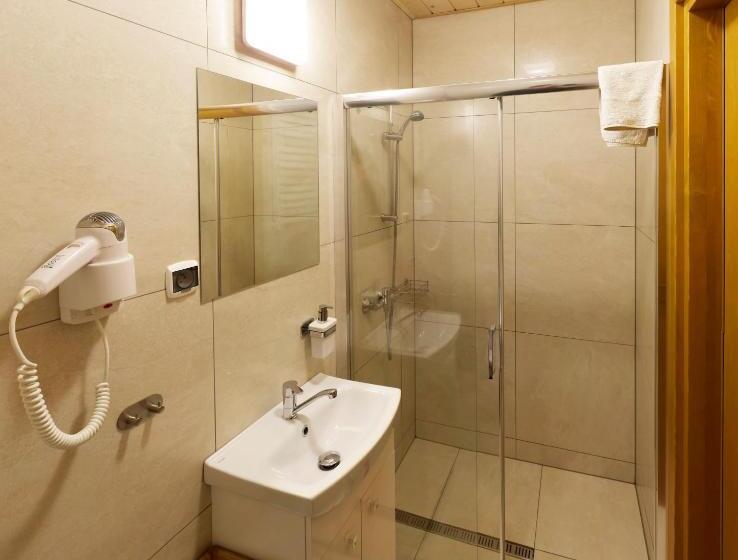 إستديو عائلى, Agroturystyka Chmiel