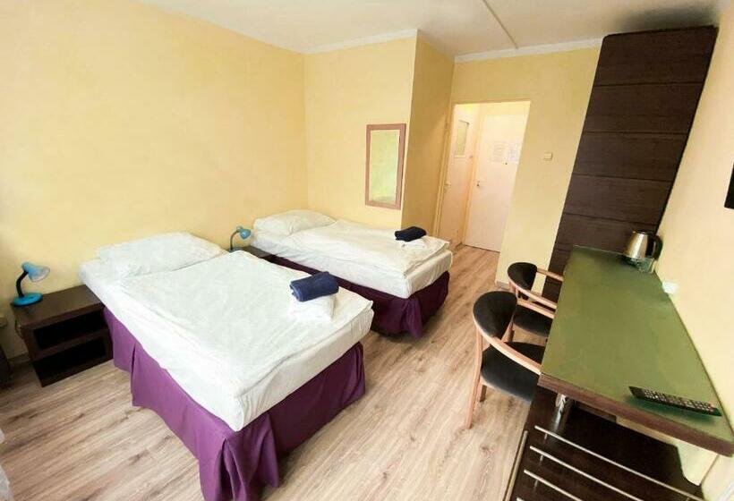 غرفة إقتصادية, Arkadia