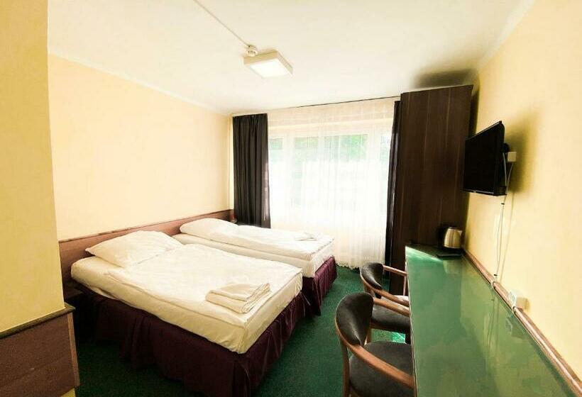 غرفة إقتصادية, Arkadia