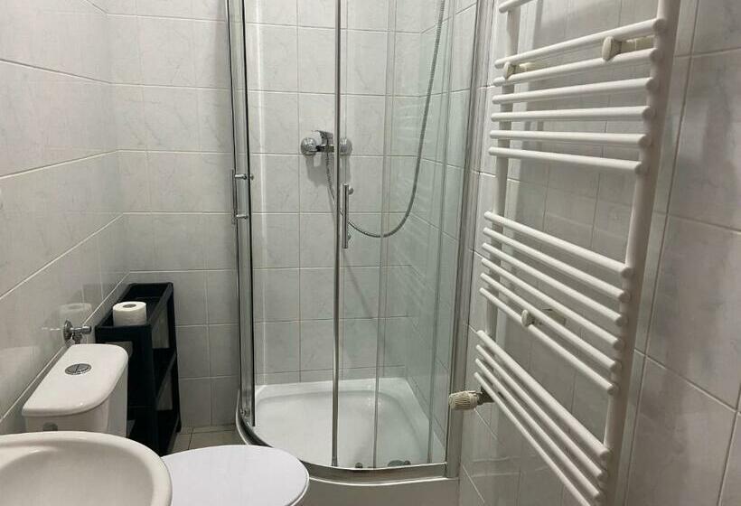 חדר סטנדרט, żółta Walizka Gościniec