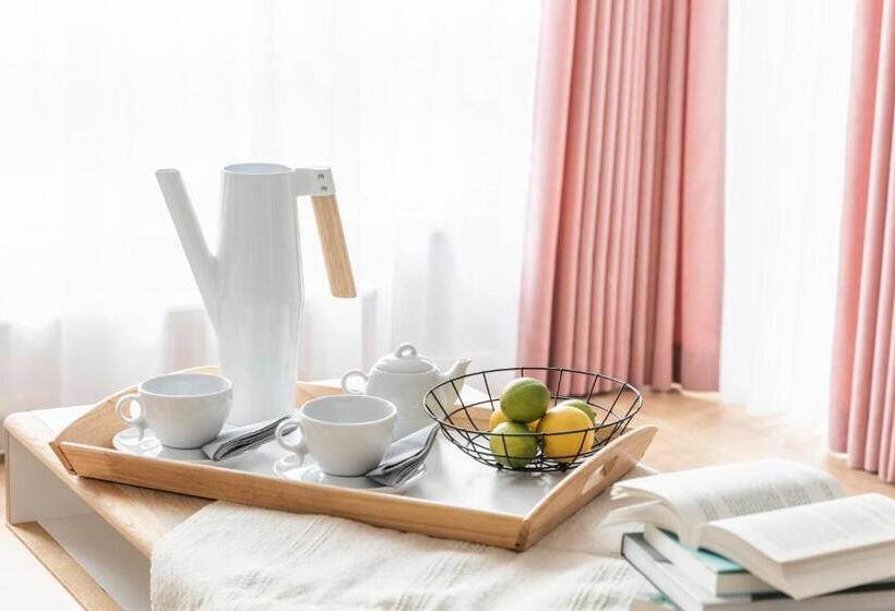 דירה בת חדר שינה 1 עם מרפסת, Kamienica Parkowa