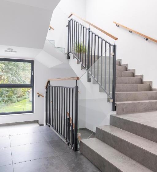 דירה בת חדר שינה 1 עם מרפסת, Kamienica Parkowa