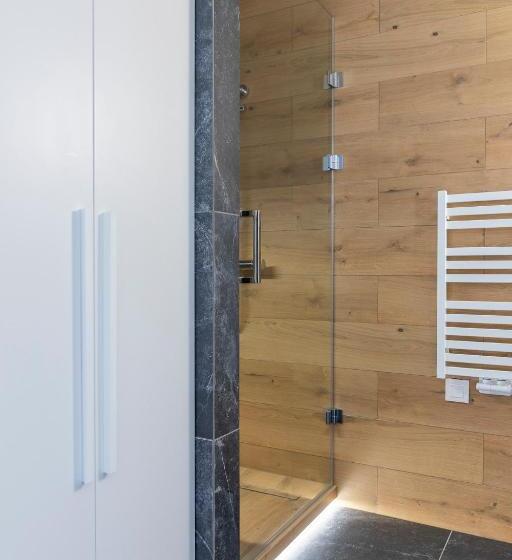 דירת חדר בקומת קרקע, Kamienica Parkowa