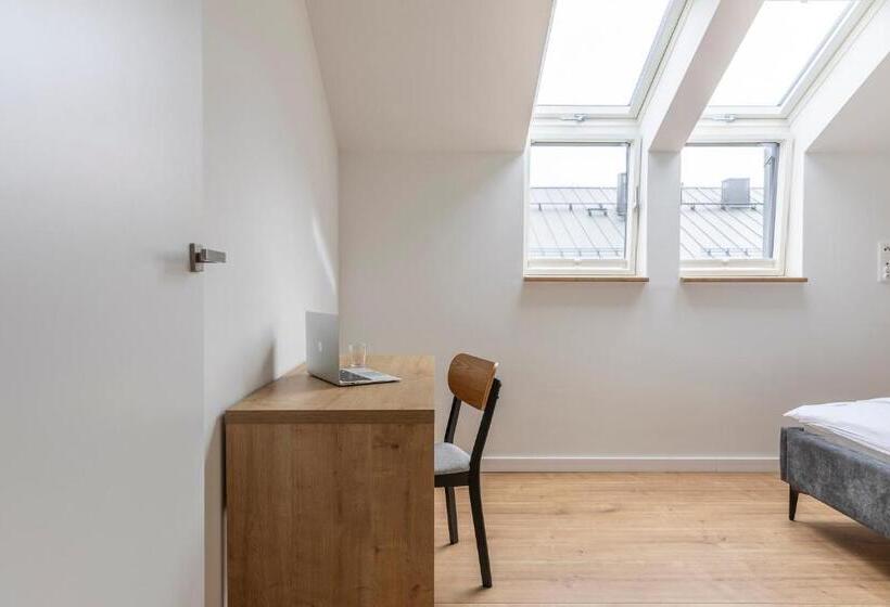 דירת שני חדרים, Kamienica Parkowa