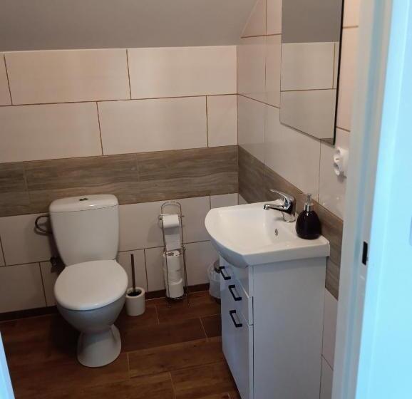 标准间, Noclegi Pod Lasem