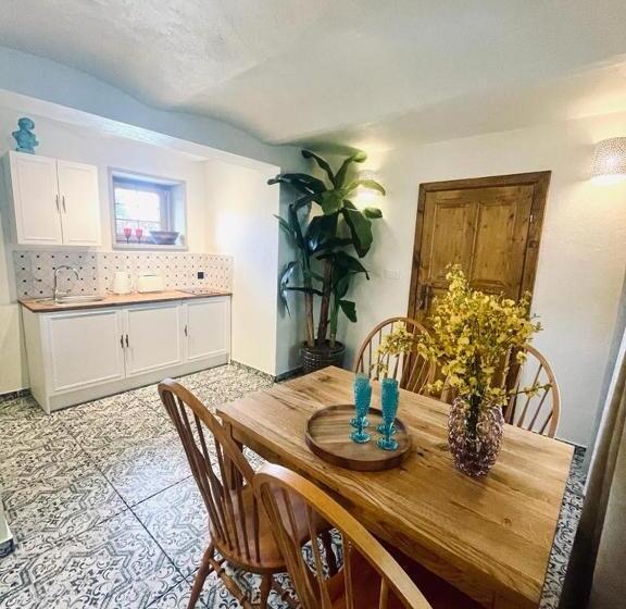 סוויטה, Zajazd Hubert