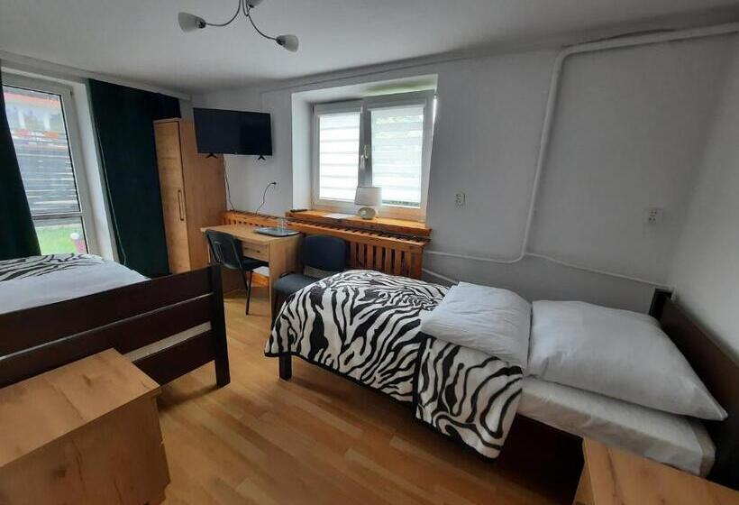 חדר סטנדרט חדר אמבטיה משותף, Pensjonat Kaprys