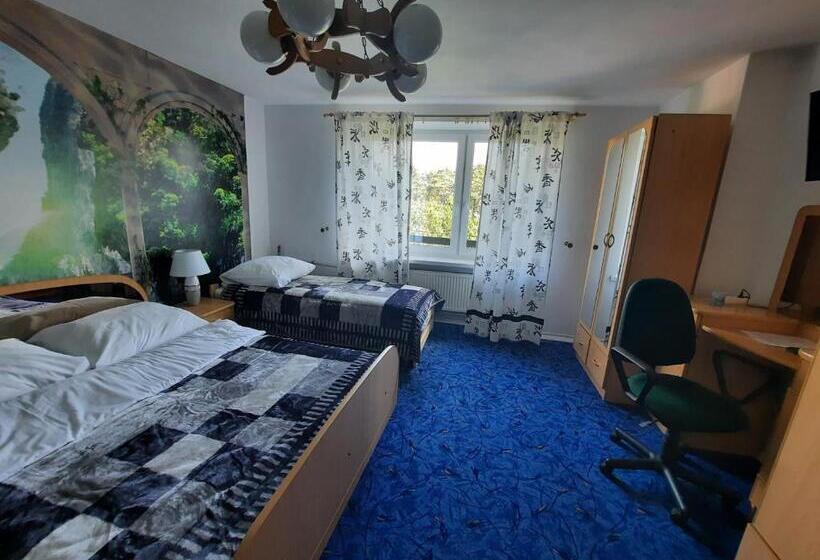 חדר משפחתי, Pensjonat Kaprys