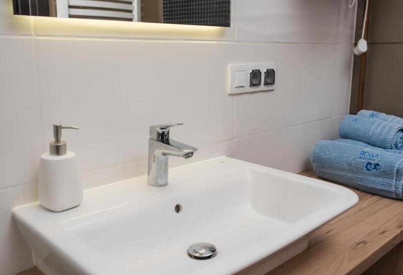 带2个卧室的公寓, Rosa Apartamenty