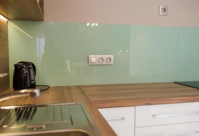 Апартаменты 2 Спальни, Rosa Apartamenty