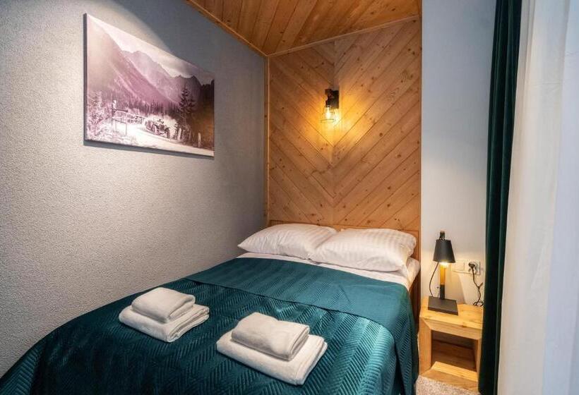 Huoneisto 1 Makuuhuone Terassi, Tatrzańska Miejscówka   Apartamenty Centrum