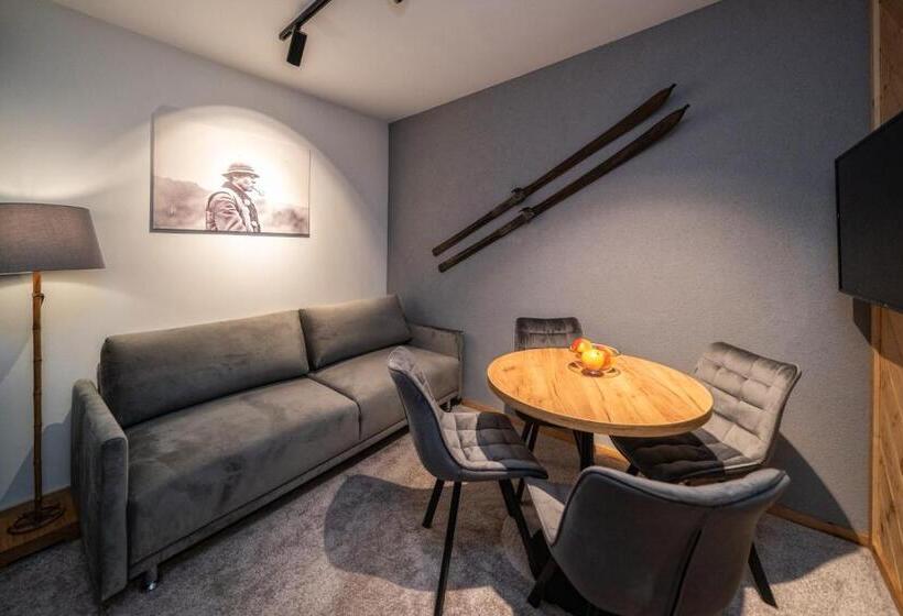 Huoneisto 1 Makuuhuone Terassi, Tatrzańska Miejscówka   Apartamenty Centrum