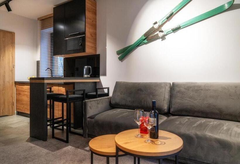 Huoneisto 1 Makuuhuone Parveke, Tatrzańska Miejscówka   Apartamenty Centrum