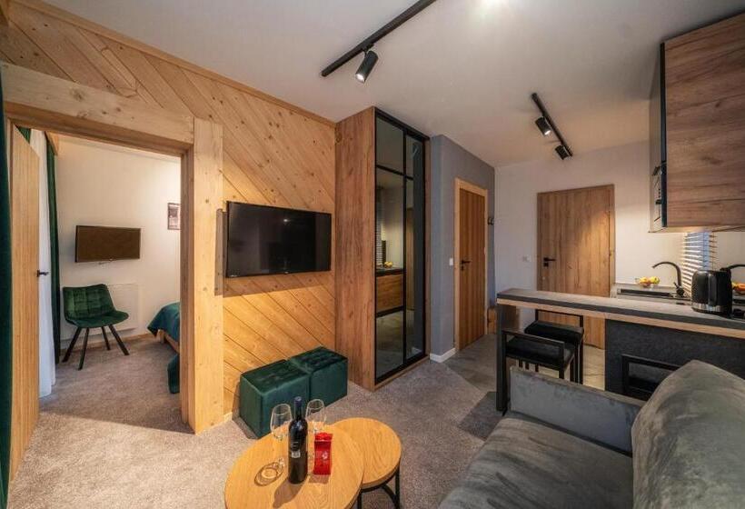 Huoneisto 1 Makuuhuone Parveke, Tatrzańska Miejscówka   Apartamenty Centrum