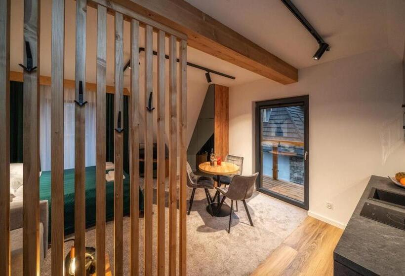 Huoneisto 1 Makuuhuone Parveke, Tatrzańska Miejscówka   Apartamenty Centrum