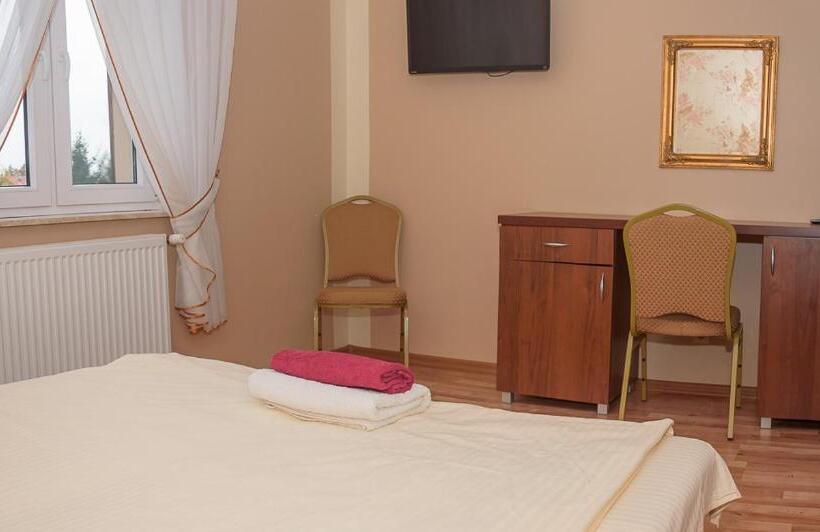 اتاق استاندارد یک نفره, Ik Wulpink Majdy Olsztyn